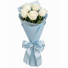 Букет 5 Белых роз Проуд в Маршале Жукове