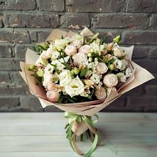 Букет цветов из:  Альстромерии, Розы и Хризантемы в Маршале Жукове