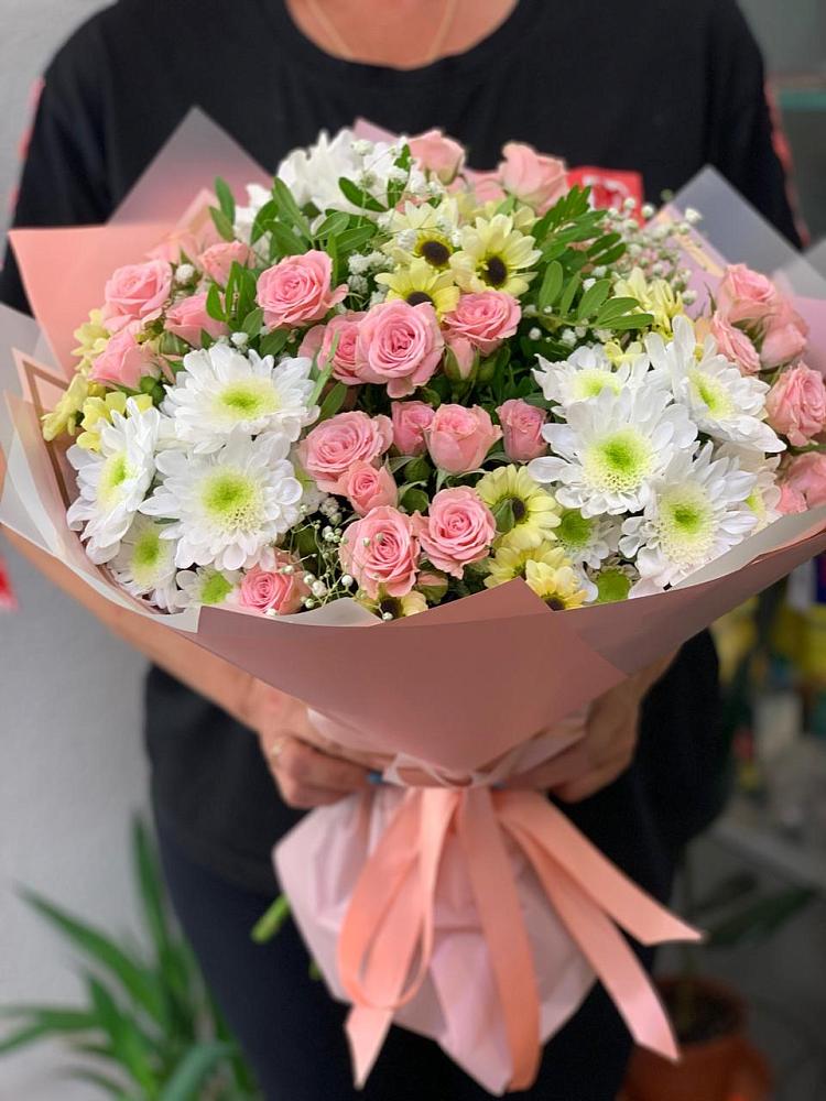 Букет цветов из: Розы и Хризантемы в Маршале Жукове