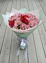 Букет цветов из:  Альстромерии в Маршале Жукове