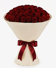 Букет 101 Бордовая роза Блэк Бакарра в Маршале Жукове