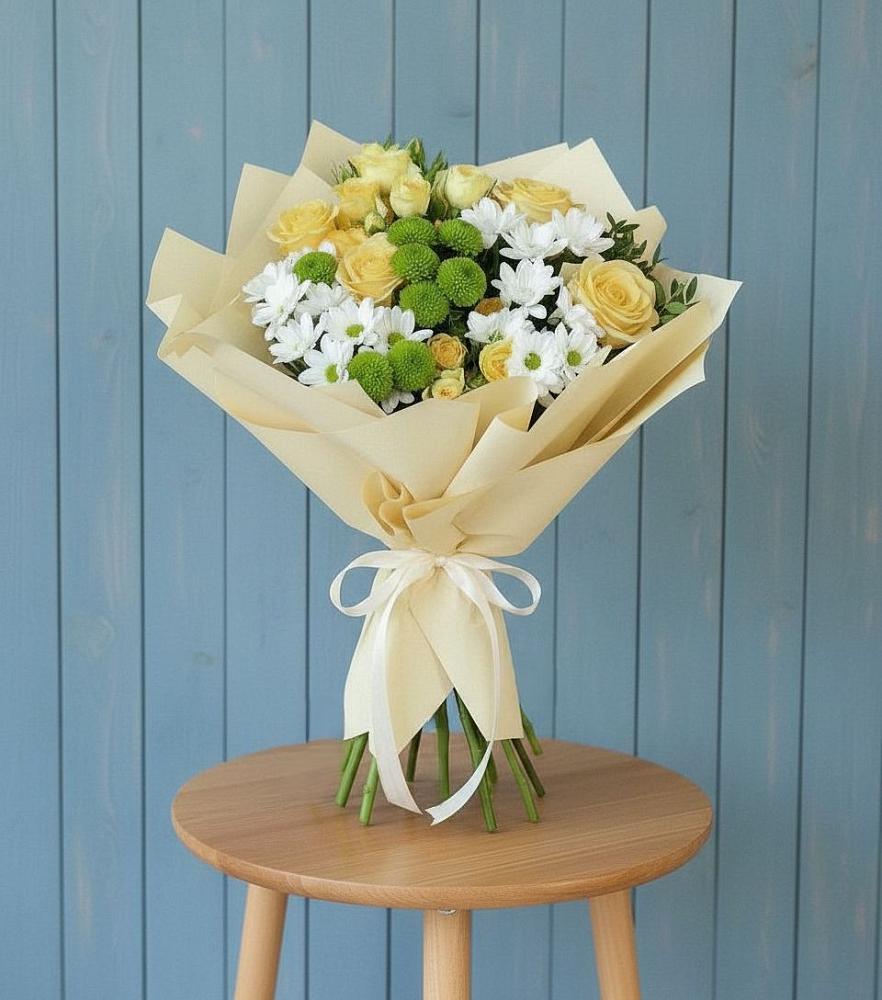 Букет цветов из: Хризантемы и Розы в Маршале Жукове