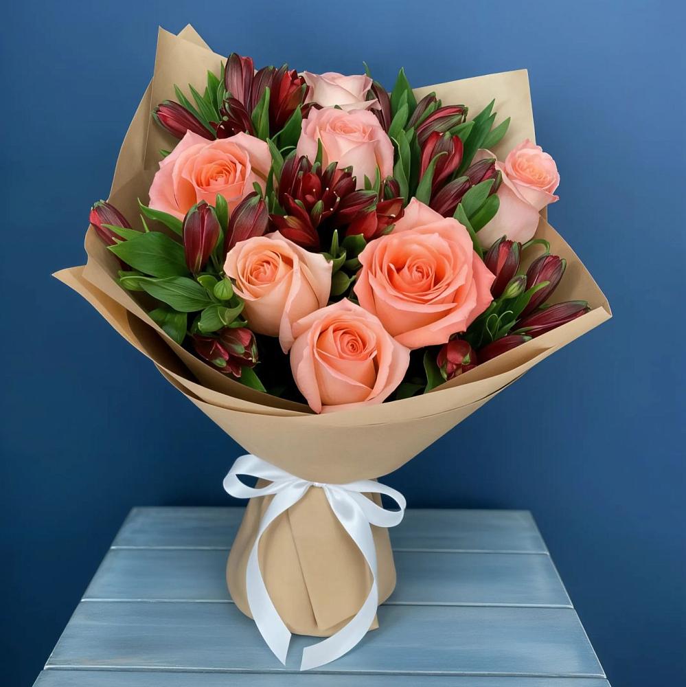 Букет цветов из: Розы и Альстромерии в Маршале Жукове