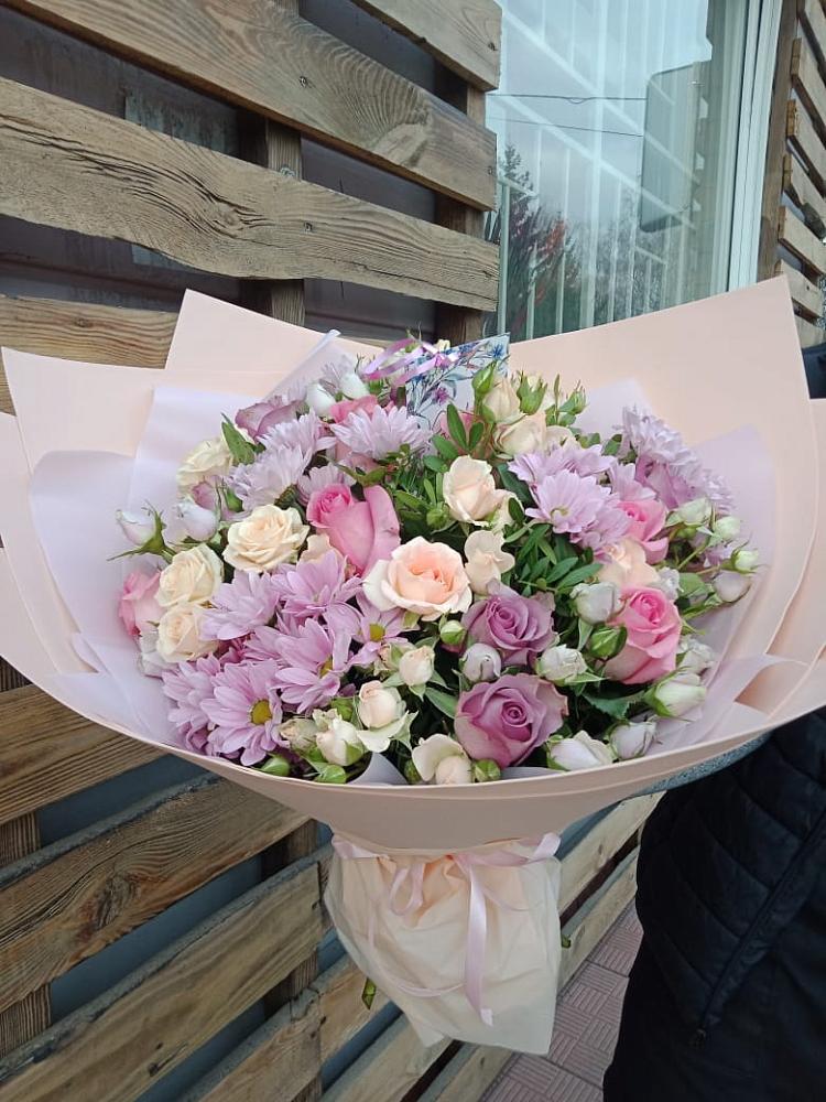 Букет цветов из: Розы и Хризантемы в Маршале Жукове