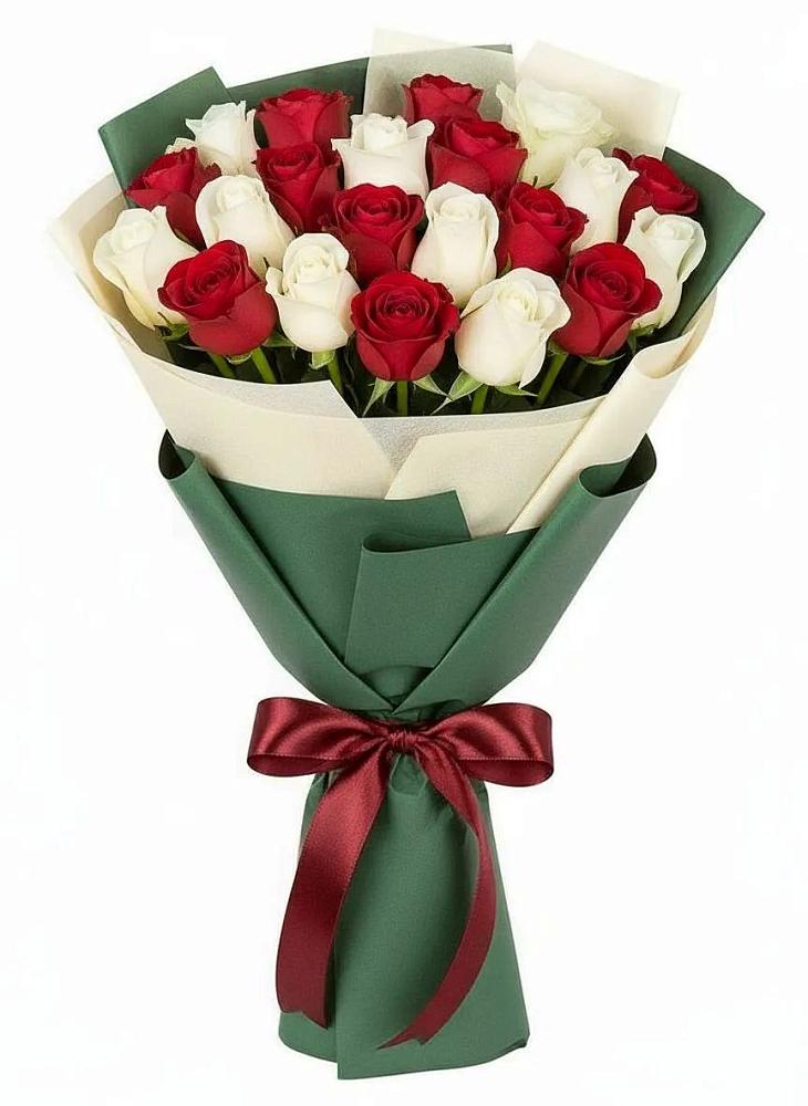 Букет Микс из красных и белых роз в Маршале Жукове