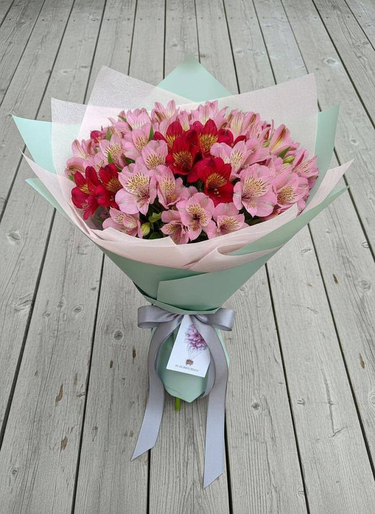 Букет цветов из: Альстромерии в Маршале Жукове