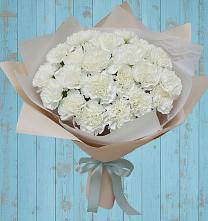 Букет цветов из:  Гвоздики #REPLACE_PRED# Маршале Жукове