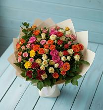 Букет Микс из разноцветных кустовых роз в Маршале Жукове