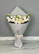 Букет цветов из:  Розы и Лизиантусы в Маршале Жукове